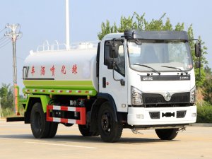 國六東風(fēng)大福瑞卡9.2噸灑水車  聯(lián)系人： 陳華慶